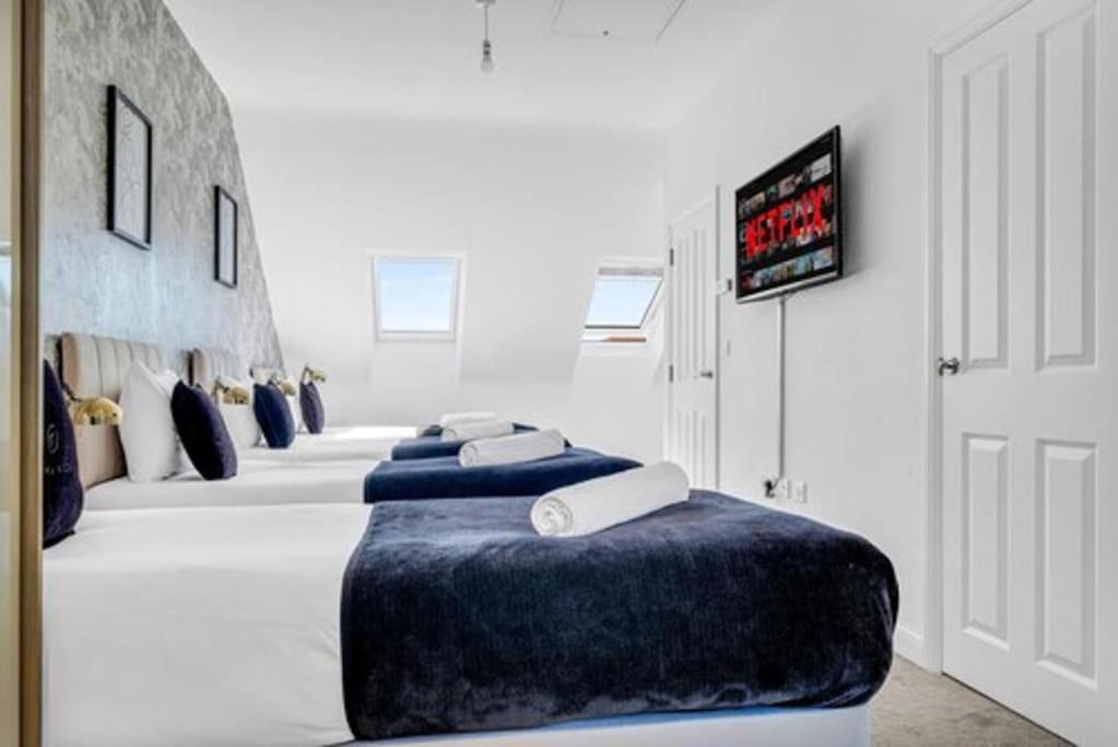 Contractors, Families, Tourists & Groups Welcome Sleeps Upto 9, Garden, Pet Allowed, Parking Included! Μπέρμιγχαμ Εξωτερικό φωτογραφία