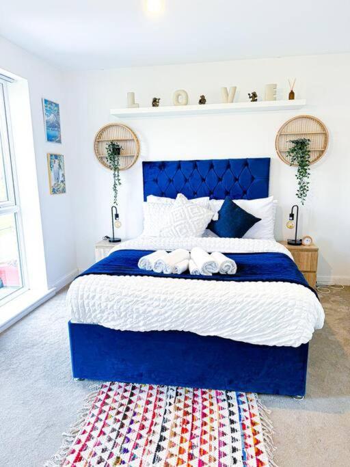 Contractors, Families, Tourists & Groups Welcome Sleeps Upto 9, Garden, Pet Allowed, Parking Included! Μπέρμιγχαμ Εξωτερικό φωτογραφία